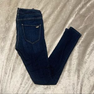 ✨Hollister high-rise jean leggings✨